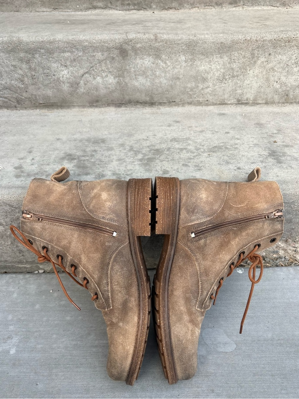 Taos Boot Camp Distressed Boot Size 40 - Picture 9 of 11